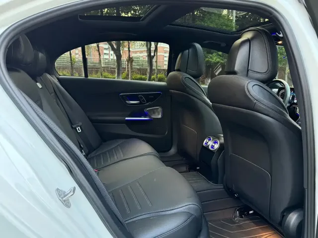 Mercedes-Benz C-Class — Фото автомобиля 13