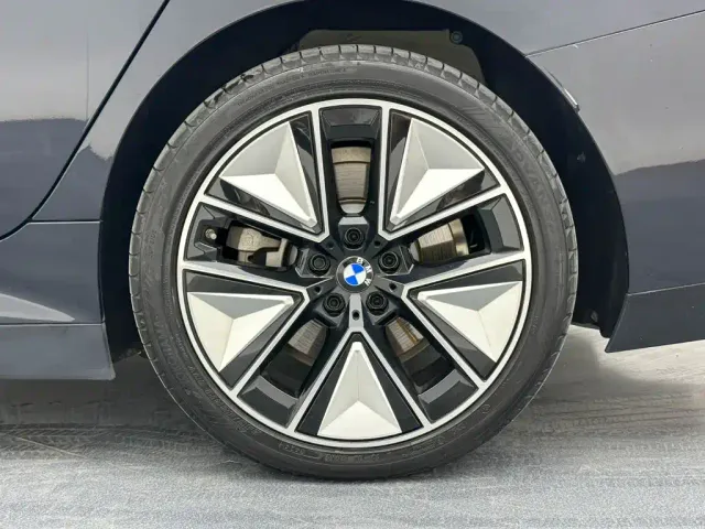 BMW i3 — Фото автомобиля 29