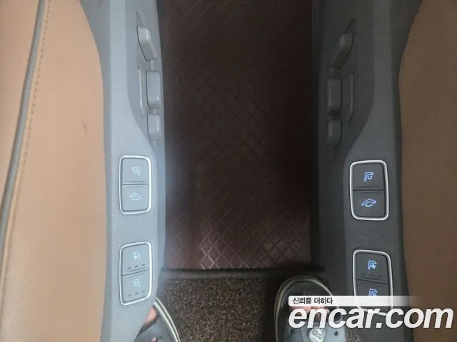 Hyundai Staria Staria L3.5 Lounge 7 мест — Фото автомобиля 13