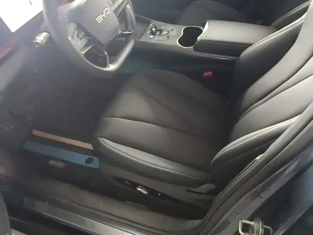 BYD Seal — Фото автомобиля 10