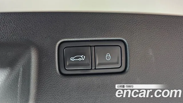 Genesis GV60 — Фото автомобиля 23