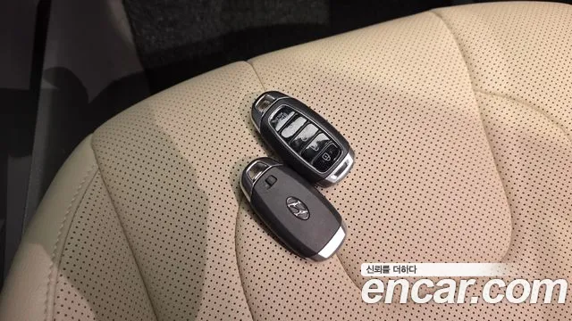 Hyundai AVANTE Avante (CN7) — Фото автомобиля 13