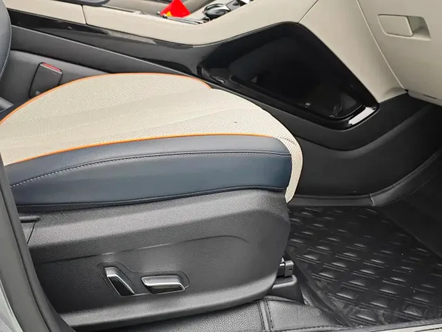 BYD Song PLUS — Фото автомобиля 14