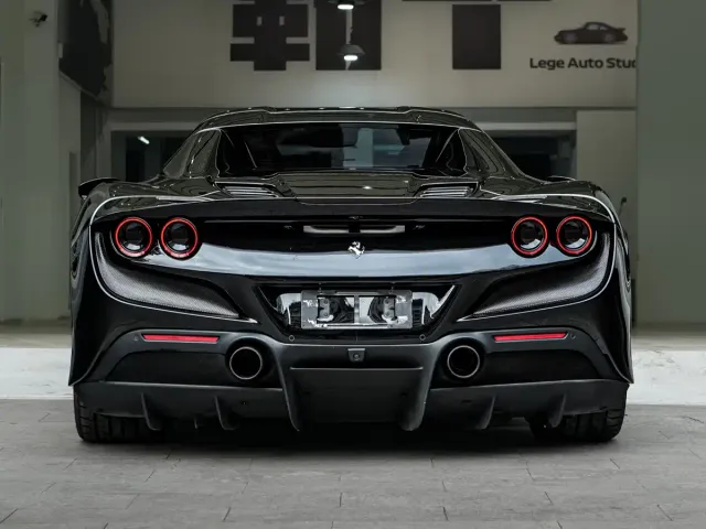 Ferrari F8 — Фото автомобиля 3