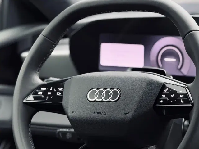 Audi A6L e-tron — Фото автомобиля 6
