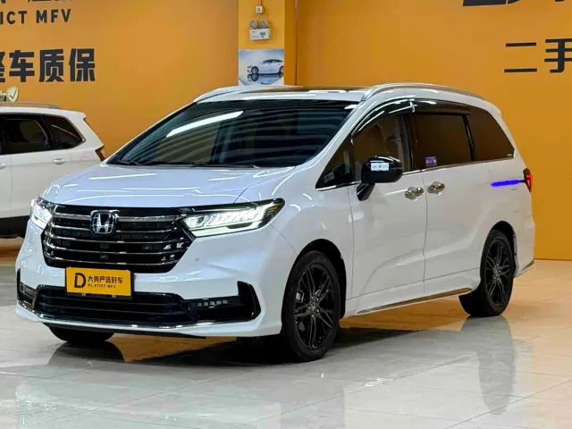 Фотография автомобиля — Honda Odyssey
