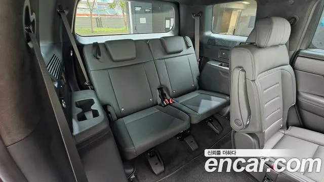 Hyundai Santa Fe — Фото автомобиля 16
