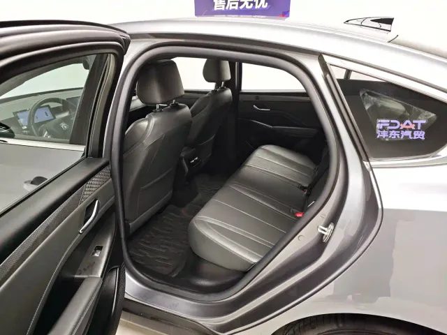 BYD Qin PLUS — Фото автомобиля 17