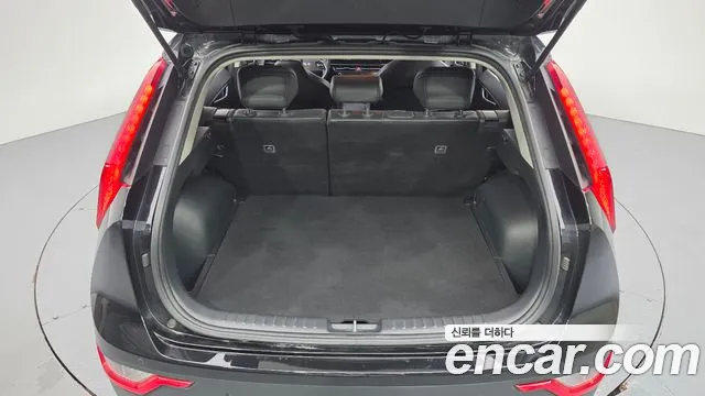 Kia Niro Niro (New) — Фото автомобиля 20