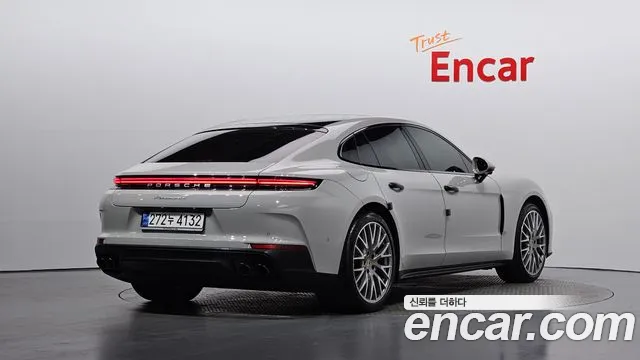 Porsche Panamera 976 — Фото автомобиля 2