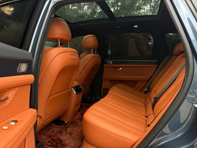 Aito M7 — Фото автомобиля 6