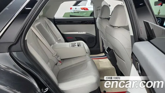 Hyundai Grandeur GN7 — Фото автомобиля 17