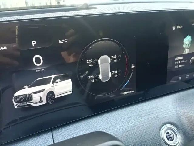 Chery Tiggo 9 — Фото автомобиля 11