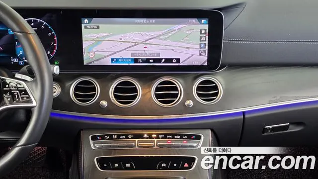 Mercedes-Benz E-Class W213 — Фото автомобиля 20