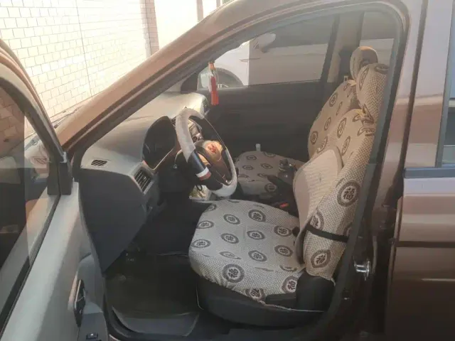 Wuling Hongguang — Фото автомобиля 9