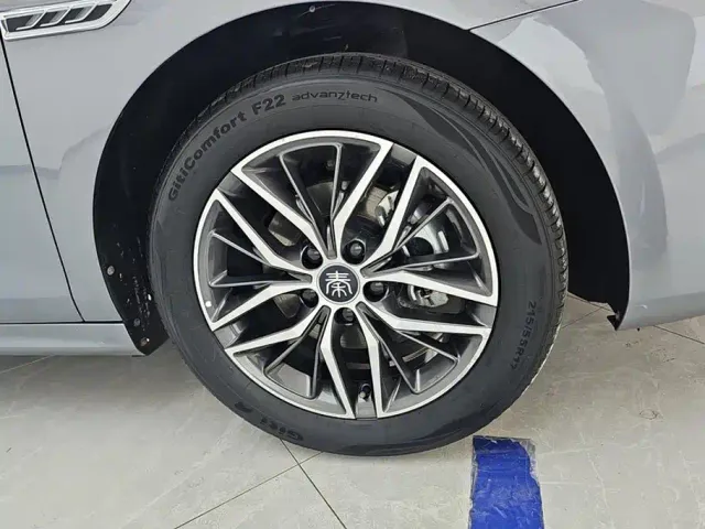 BYD Qin PLUS — Фото автомобиля 6
