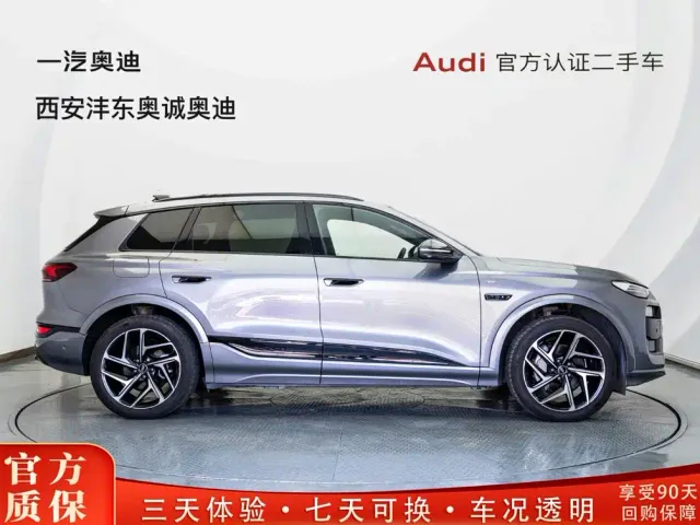 Audi Q6L e-tron — Фото автомобиля 3