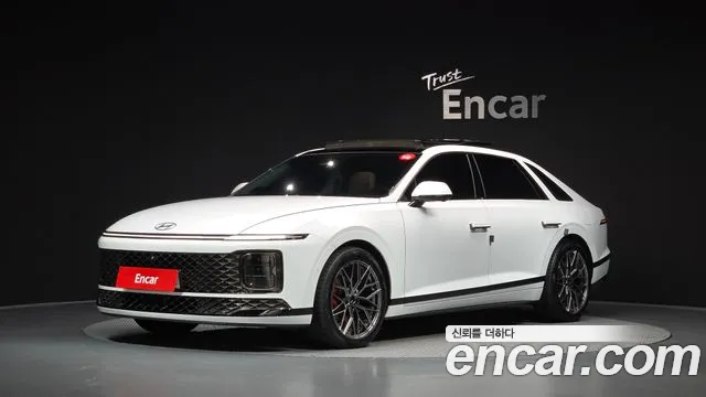 Фотография автомобиля — Hyundai Grandeur GN7