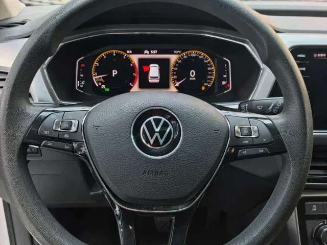 Volkswagen T-Cross — Фото автомобиля 10