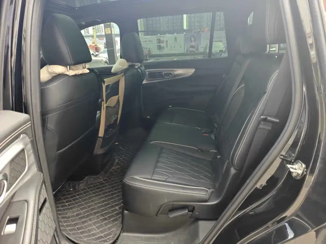 GAC Trumpchi GS8 — Фото автомобиля 7