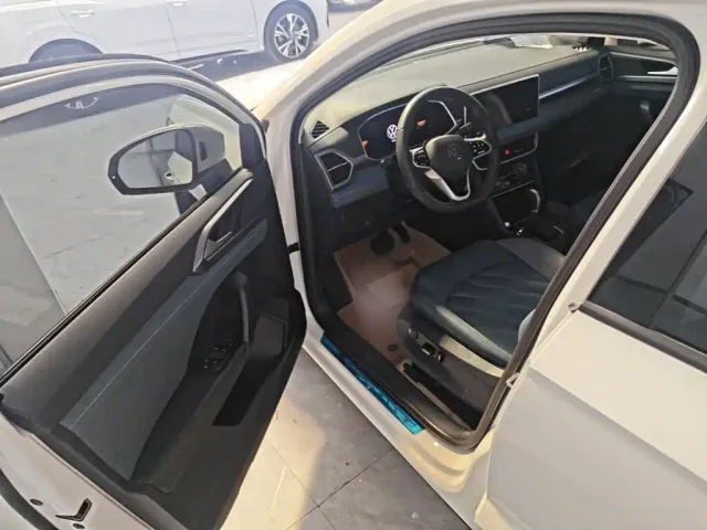 Volkswagen Tharu — Фото автомобиля 11