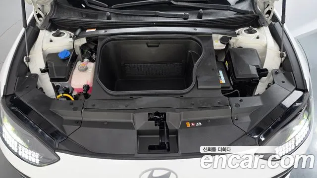 Hyundai Ioniq 6 — Фото автомобиля 9