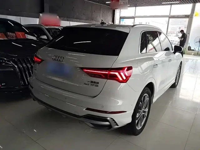 Audi Q3 — Фото автомобиля 6