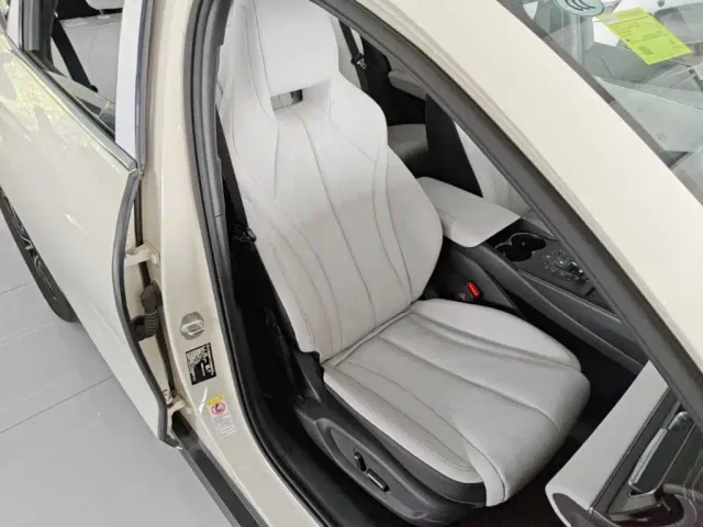 BYD Seal 06 — Фото автомобиля 24