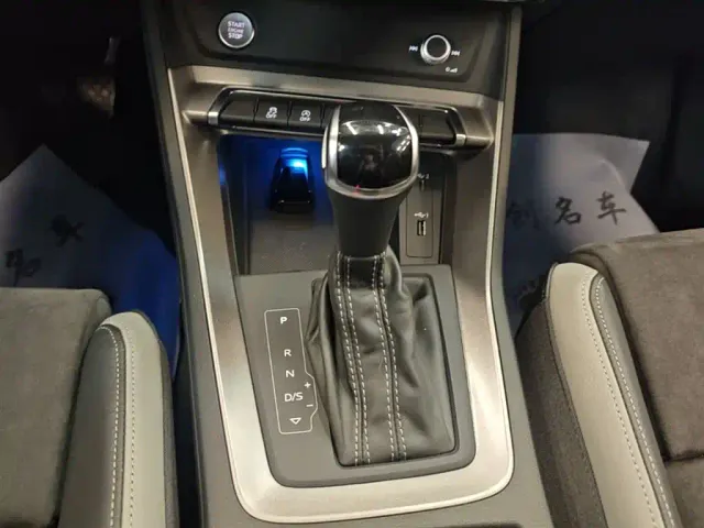 Audi Q3 — Фото автомобиля 13