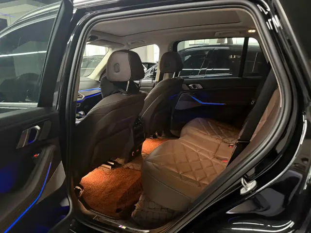 BMW X5 — Фото автомобиля 4
