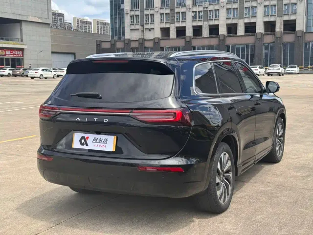 Aito M7 — Фото автомобиля 4