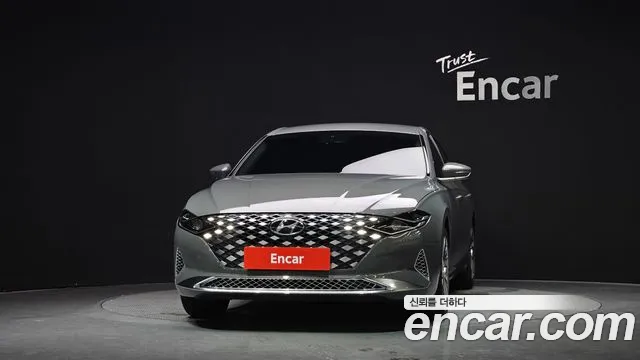 Hyundai Grandeur — Фото автомобиля 3