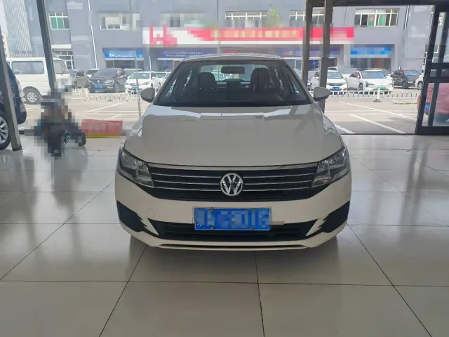 Volkswagen Lavida — Фото автомобиля 2