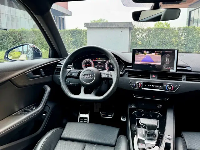 Audi A4L — Фото автомобиля 16