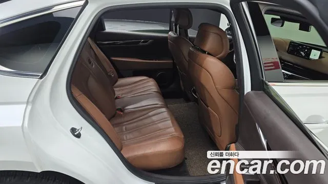 Genesis G80 Бензин 2.5 турбо 2WD — Фото автомобиля 12