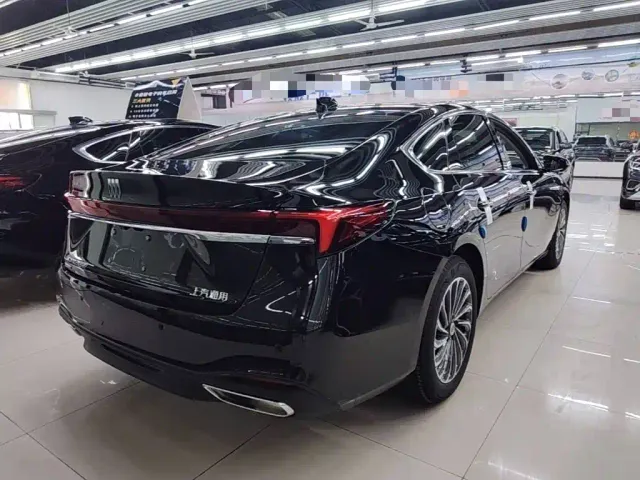 Buick LaCrosse — Фото автомобиля 6