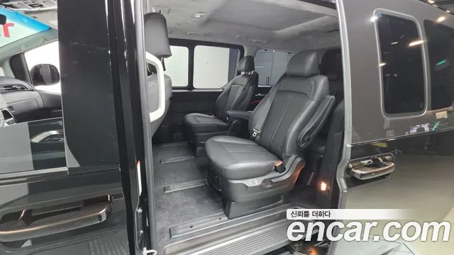Hyundai Staria — Фото автомобиля 16