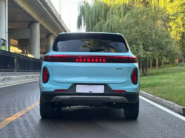 Skyworth Auto Skyworth HT-i — Фото автомобиля 5