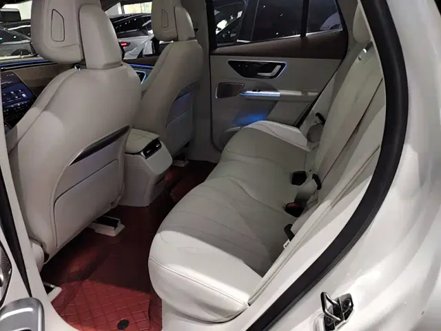 Mercedes-Benz Mercedes-Benz EQE SUV 2024 350 4MATIC Luxury Edition — Фото автомобиля 16