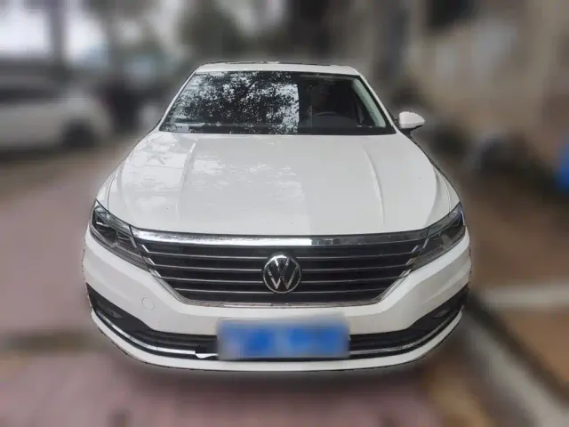 Volkswagen Lavida — Фото автомобиля 2
