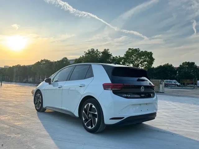 Volkswagen ID.3 — Фото автомобиля 5