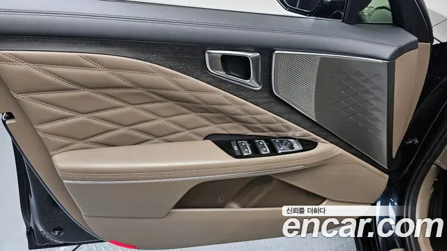 Kia K8 Signature — Фото автомобиля 23