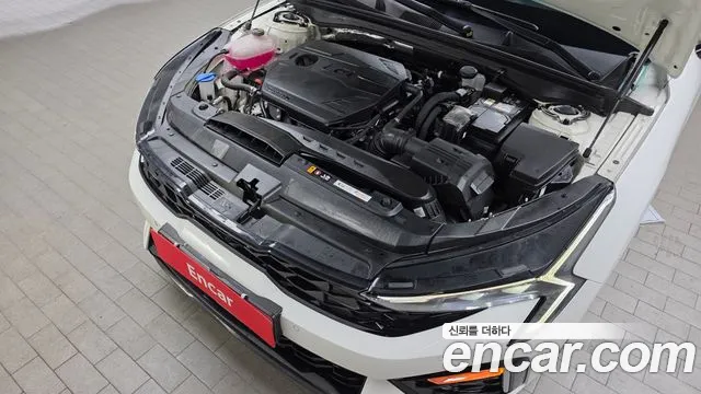 Kia K5 Новый K5 3 поколение 2.0 LPi(Для проката) — Фото автомобиля 6