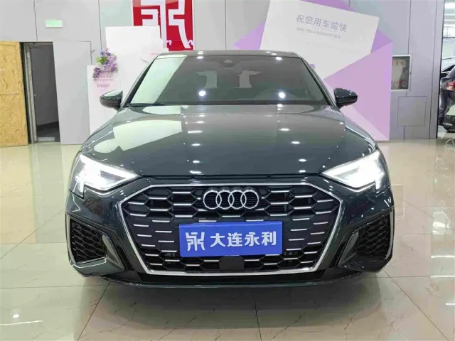 Audi Audi A3 2023 Facelift Sportback 35 TFSI Fashion Sport — Фото автомобиля 2