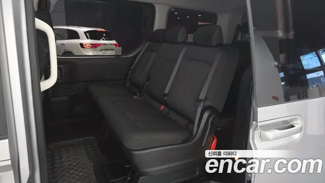Hyundai Staria — Фото автомобиля 12