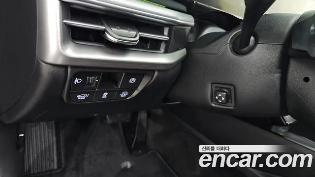 Hyundai Grandeur GN7 — Фото автомобиля 28