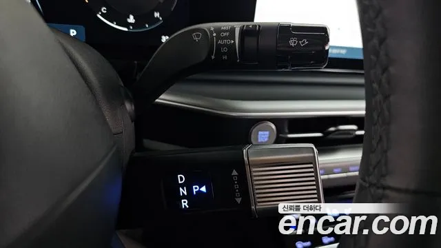 Hyundai Grandeur Grandeur (GN7) 3.5 Бензин 2WD — Фото автомобиля 9