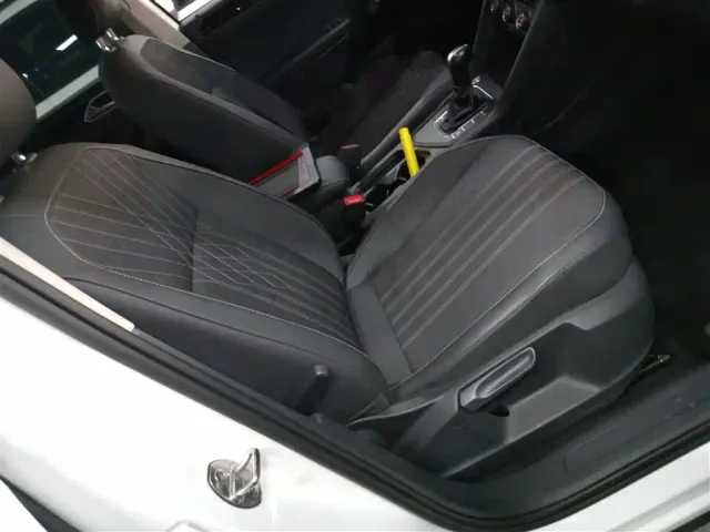 Volkswagen Tiguan L — Фото автомобиля 20
