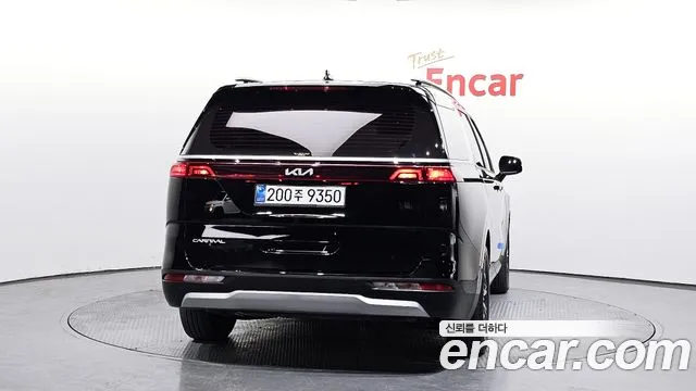Kia Canival Carnival 4 поколение Дизель 9 мест Prestige — Фото автомобиля 4