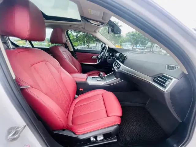 BMW 3 Series — Фото автомобиля 10